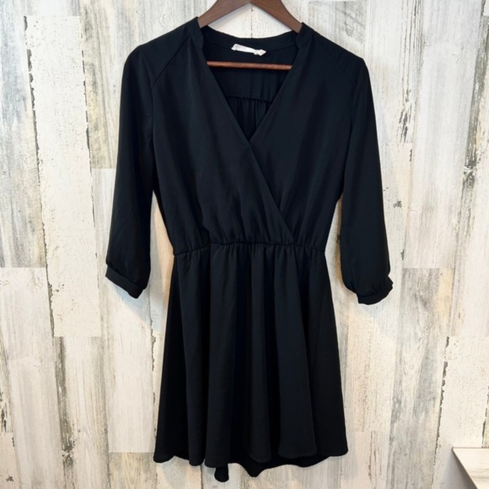 LUSH Women's Black Wrap Mini Dress 3/4 Sleeve‎ Elastic Waist Casual Chic Size M